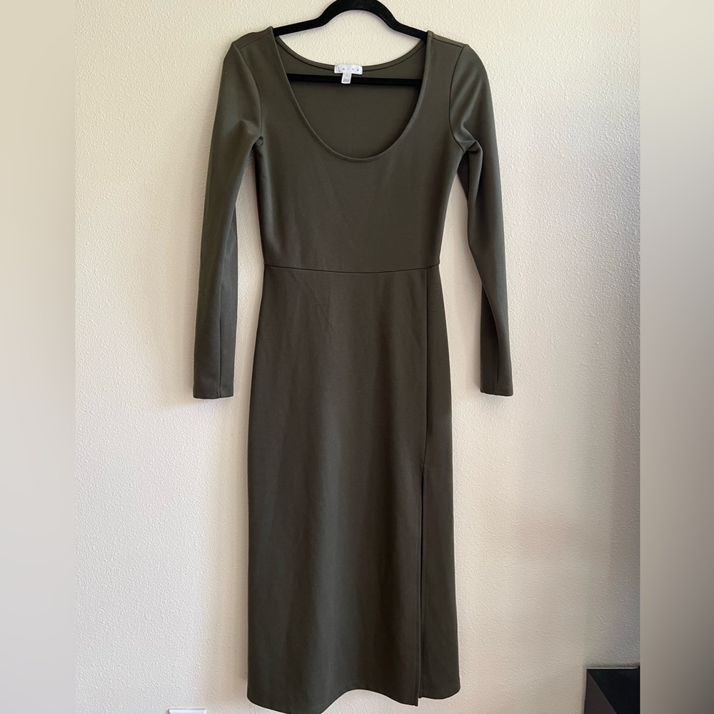 Leith - Elegant Olive Green Long Sleeve Midi Dress with slit - Size S